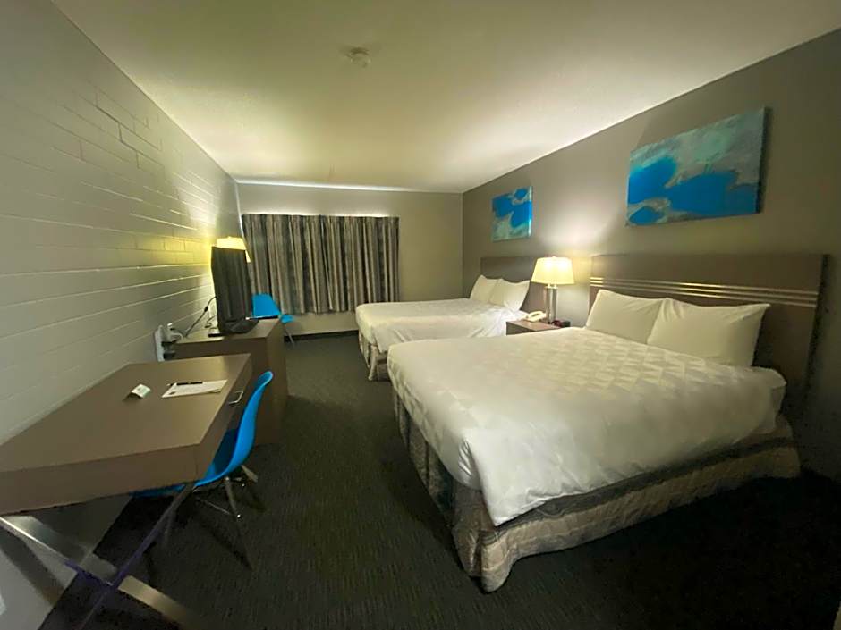 Travelodge by Wyndham Grande Prairie