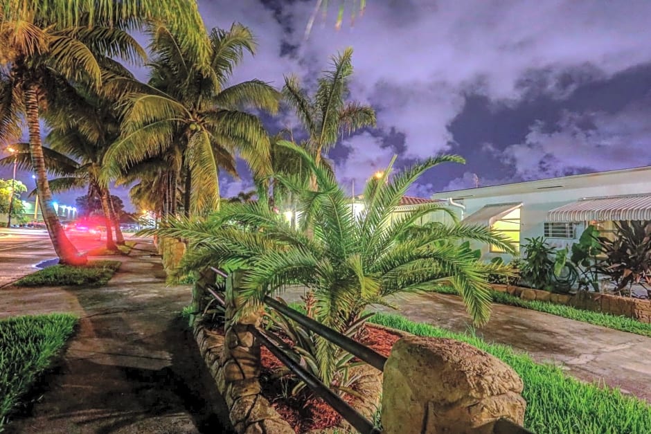 Green Seas Motel
