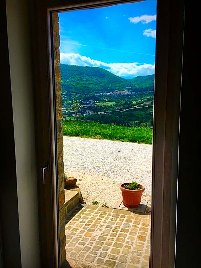 Amico Country House