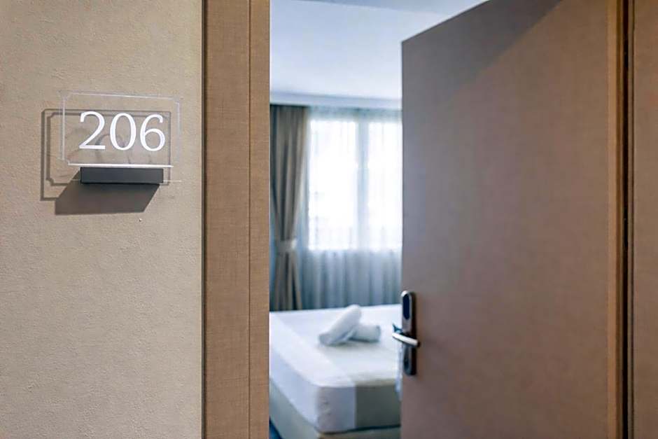 Alexandar Square Boutique Hotel