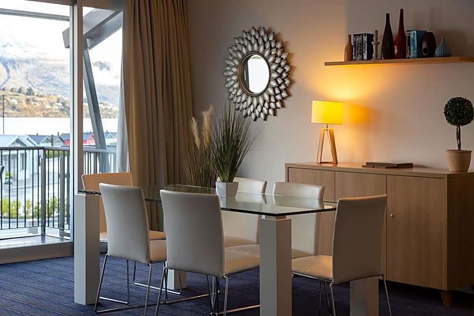 Marina Apartments - Element Escapes