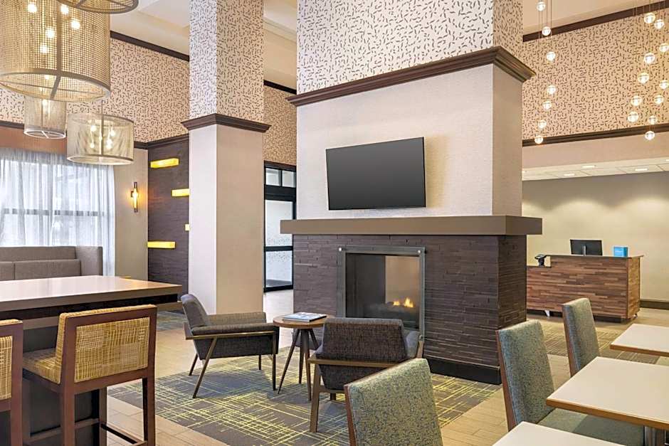 Hampton Inn By Hilton Shelton