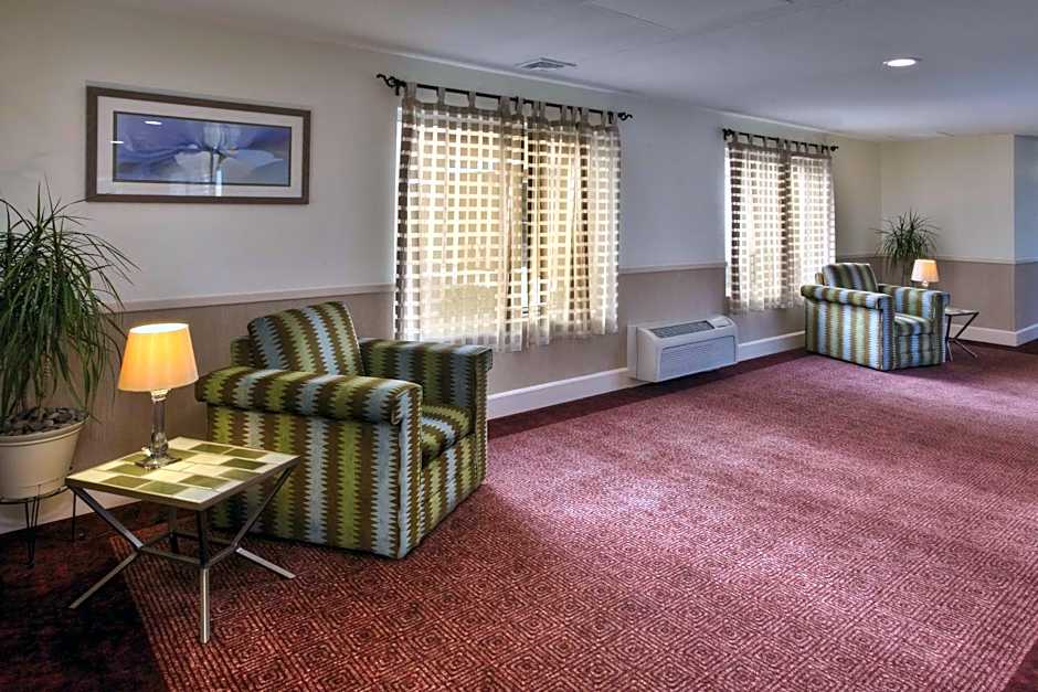 La Quinta Inn & Suites by Wyndham Danbury