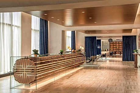 the DOUGLAS, Autograph Collection by Marriott