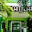 Hotel Camila 2