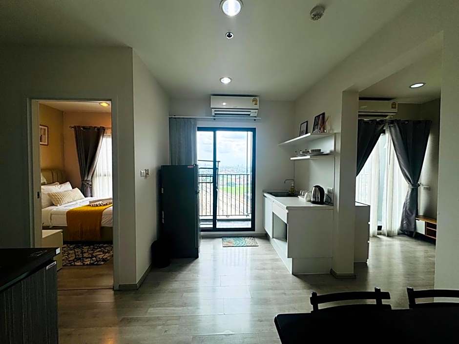 Minimal 2 BR next to IKEA, Central Westgate Bangyai