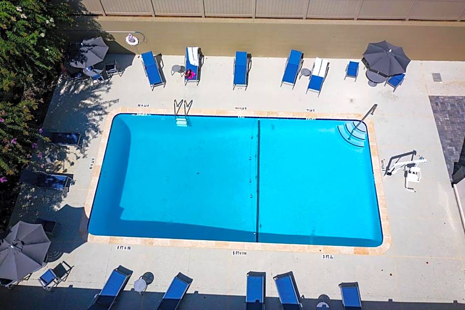 Holiday Inn Express Athens - University Area By IHG