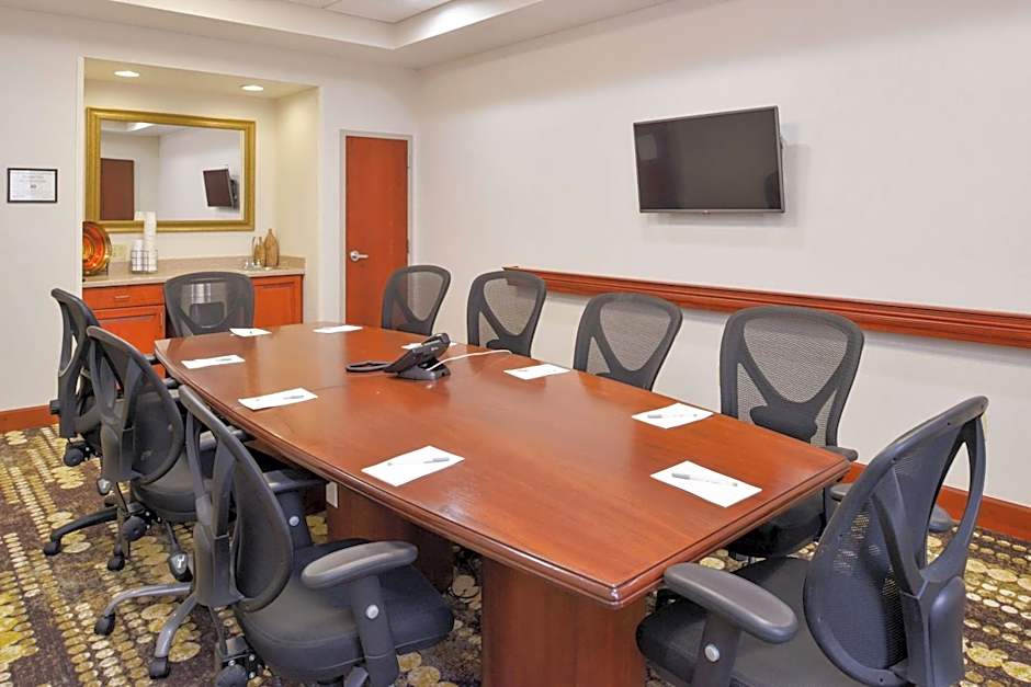 Hampton Inn By Hilton & Suites Wilmington