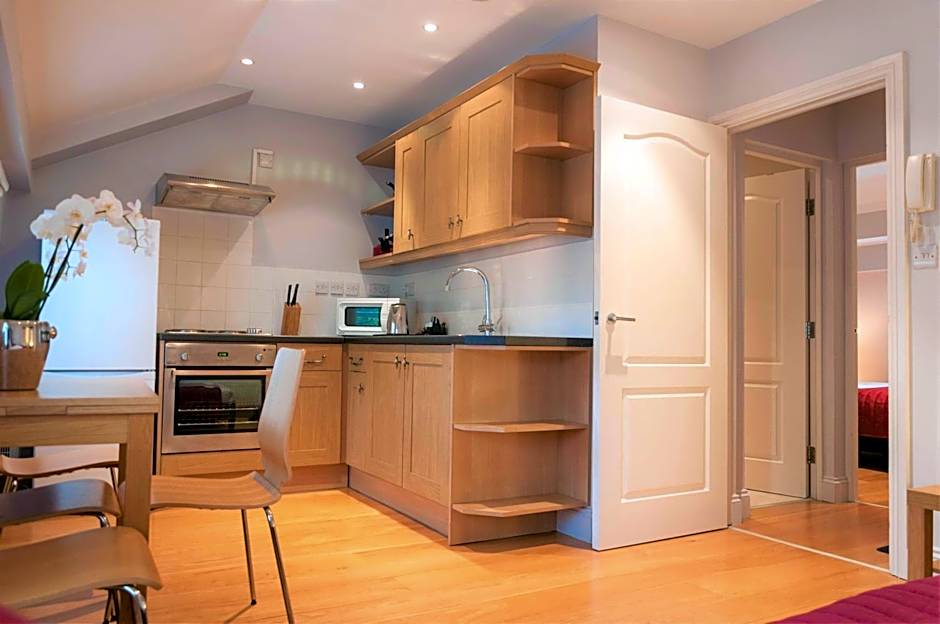 12 London Street Apartments