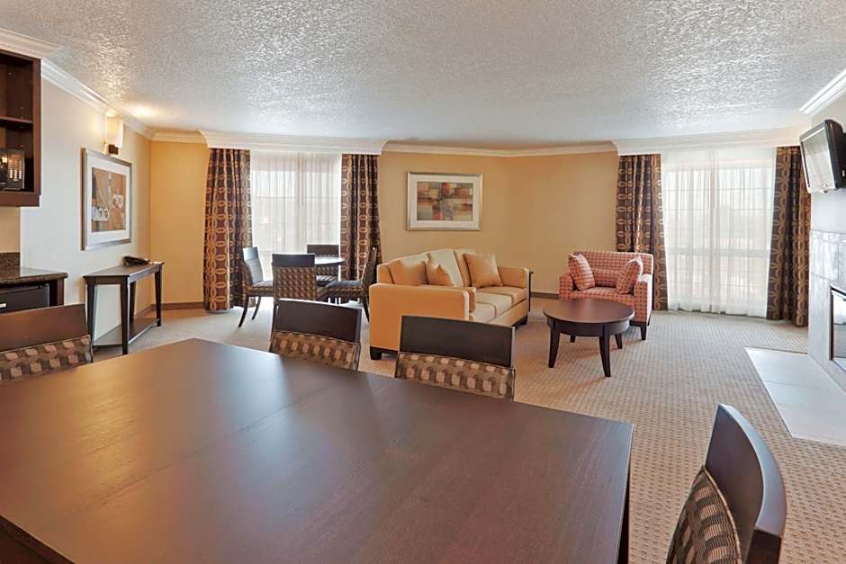 Holiday Inn & Suites San Mateo - SFO By IHG