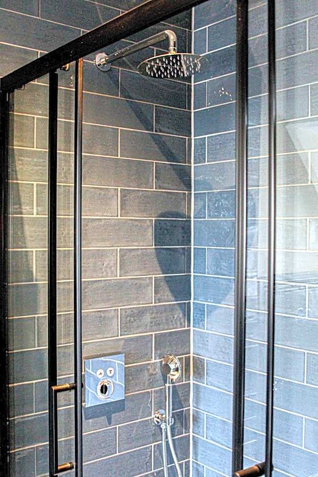 Brewhouse and Kitchen