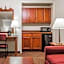 Quality Inn & Suites Des Moines - Merle Hay Road
