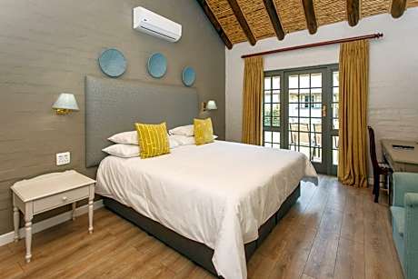 Garden Room King, Guest room, 1 King, Garden view