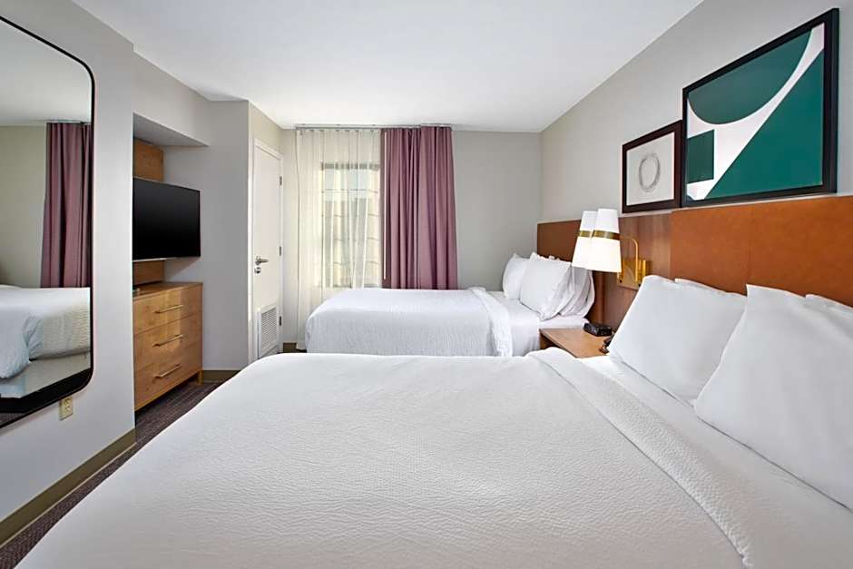 Staybridge Suites Omaha 80th and Dodge By IHG