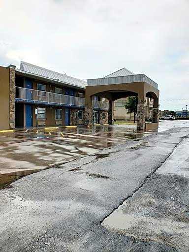 Super 8 by Wyndham Mineral Wells