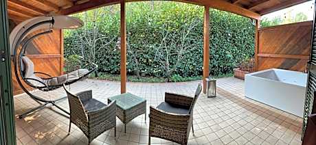 Queen Room with Spa Bath