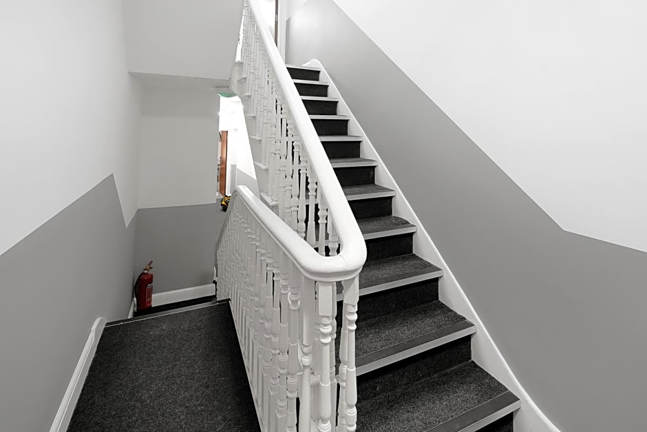 Flexistay Addiscombe Aparthotel