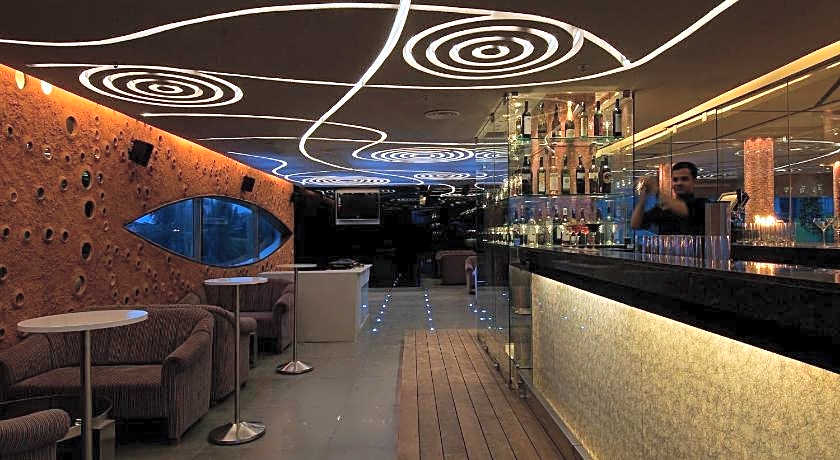 Vivanta Bengaluru, Whitefield