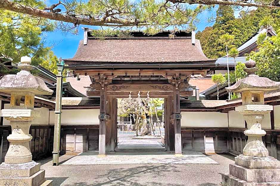 高野山 宿坊 龍泉院 -Koyasan Shukubo Ryusenin-