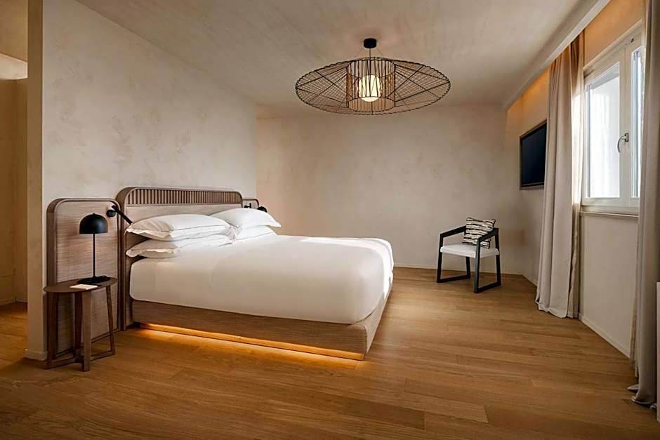 Cala Ponte, a Tribute Portfolio Hotel