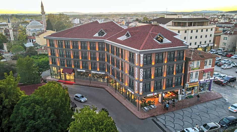 Westdoor Hotel