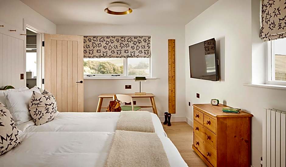 Moonfleet Manor - A Luxury Family Hotel