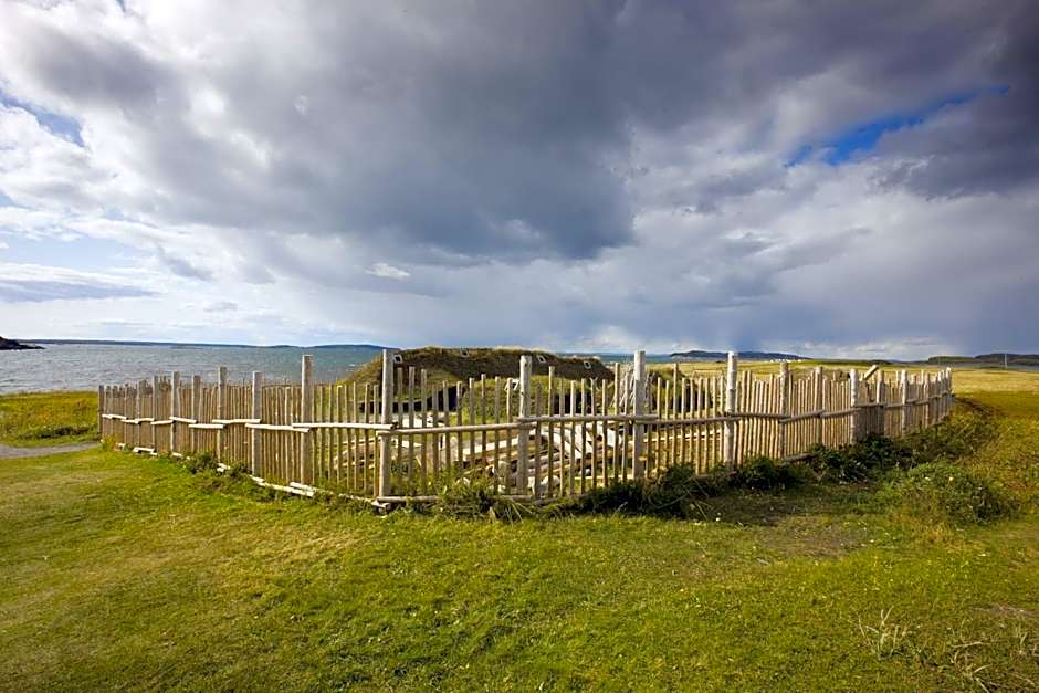 Deer Lake Horizon Hotel