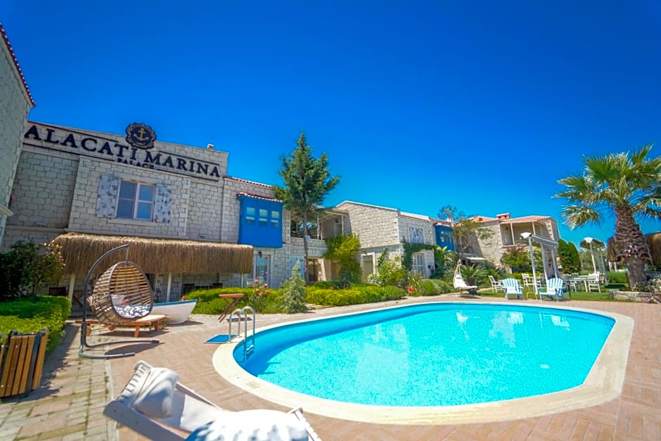 Alacati Marina Palace