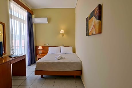 Single Room with Garden View