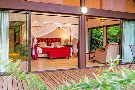 Leopard Walk Lodge