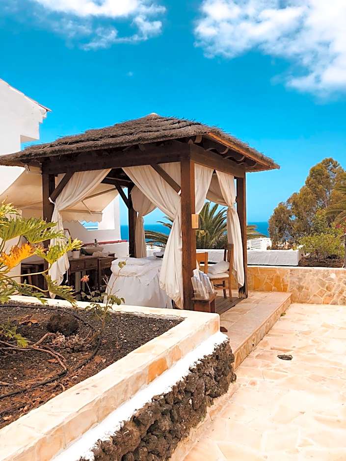 Regency Torviscas Apartments and Suites