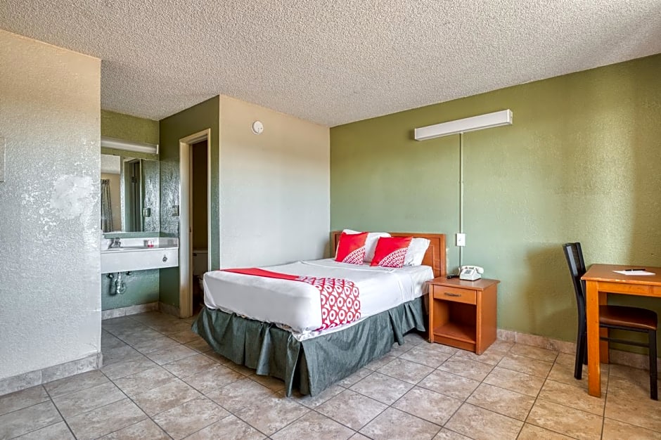 OYO Hotel Tucson Downtown