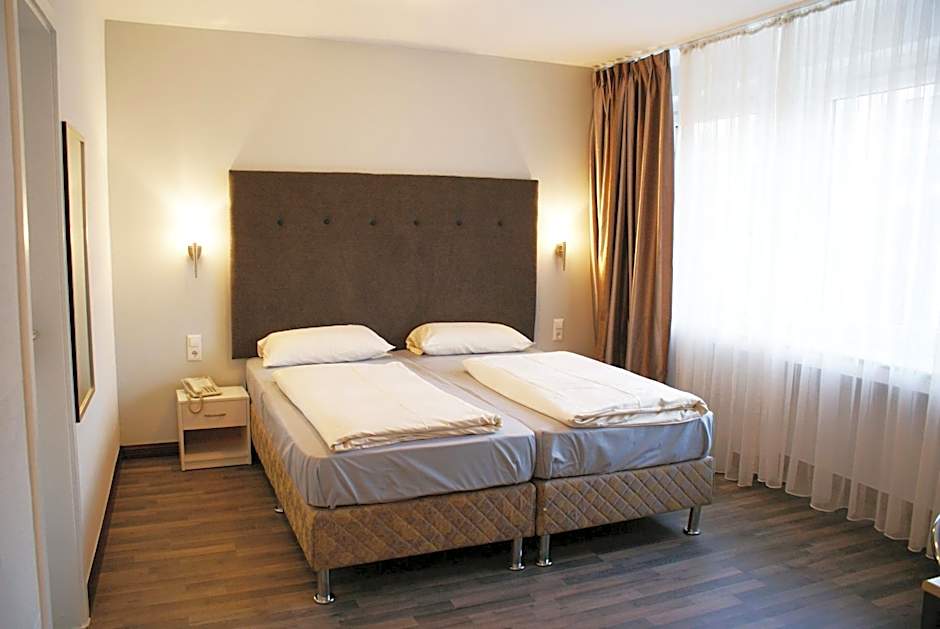 Bahn-Hotel