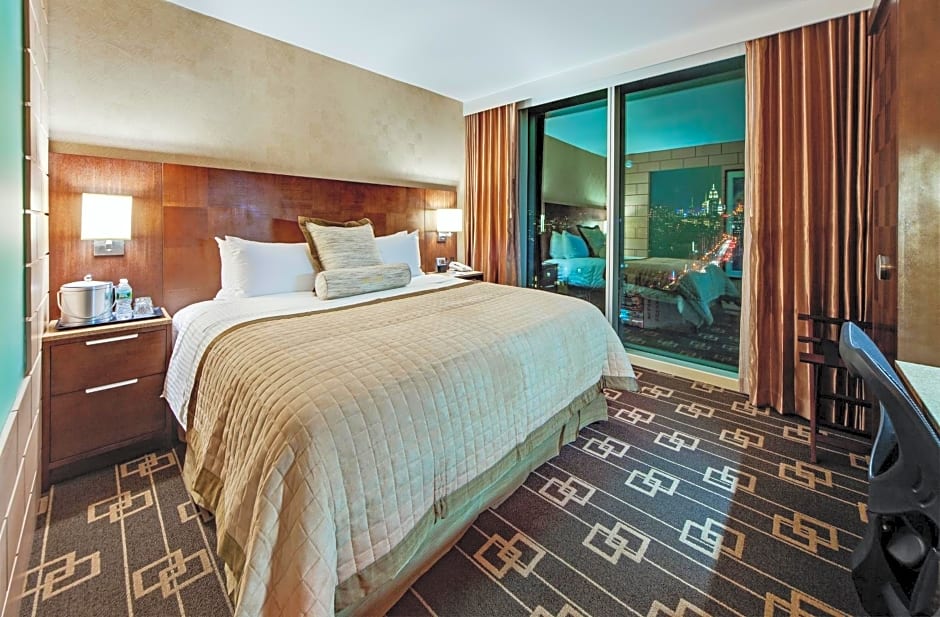 Wyndham Garden Chinatown
