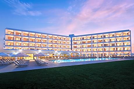 Maris Grand Waterpark Resort