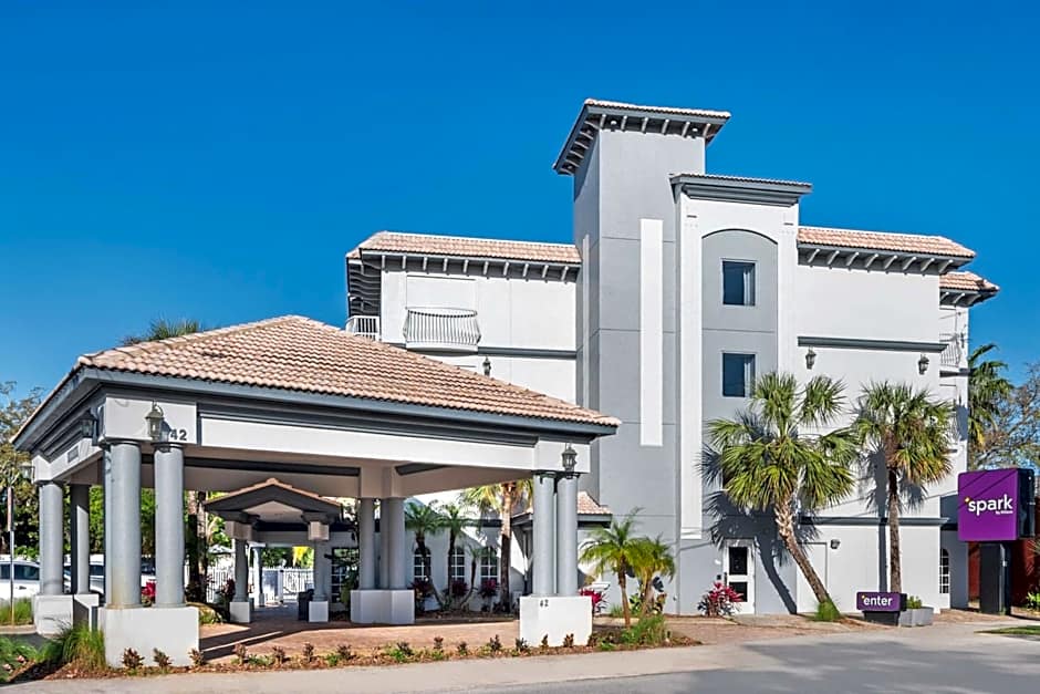 Photo 1 of 24 of Spark by Hilton St. Augustine Historic District