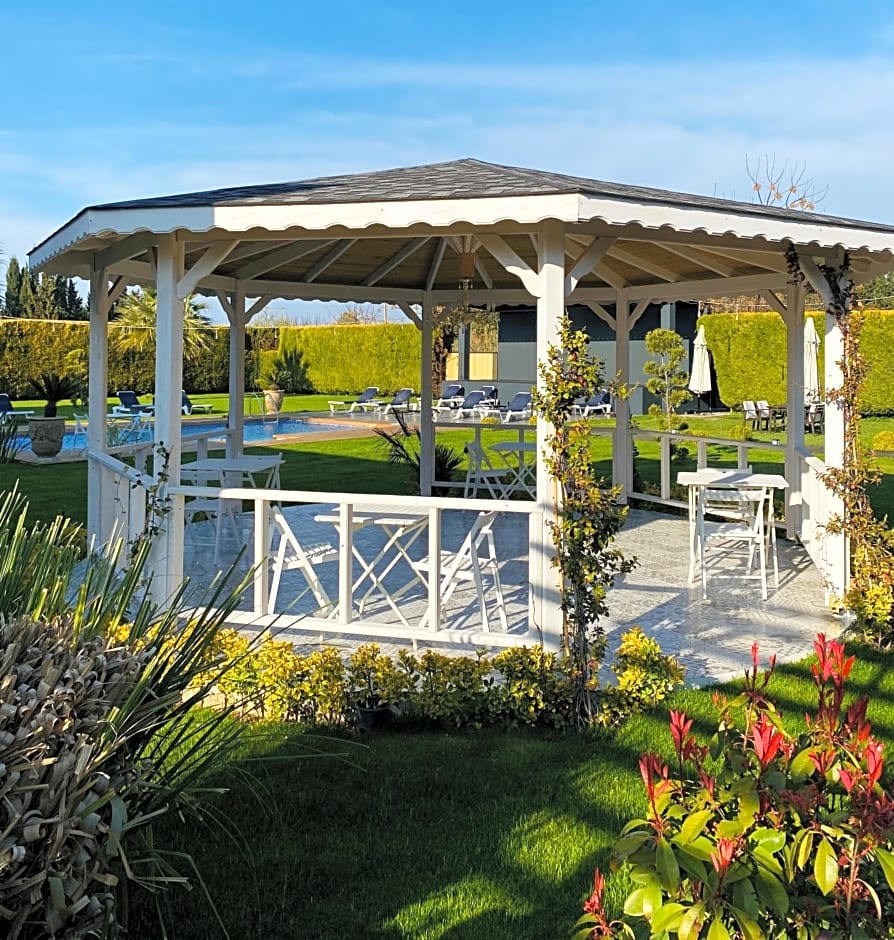 Moya Urla Butik Otel