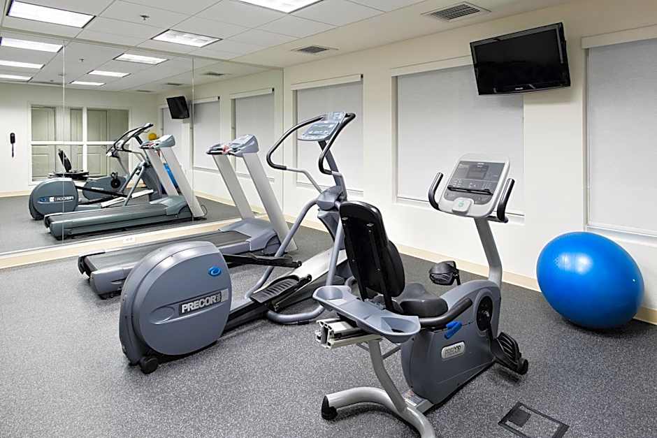 Holiday Inn Express Hotel & Suites Andover East 54 Wichita By IHG