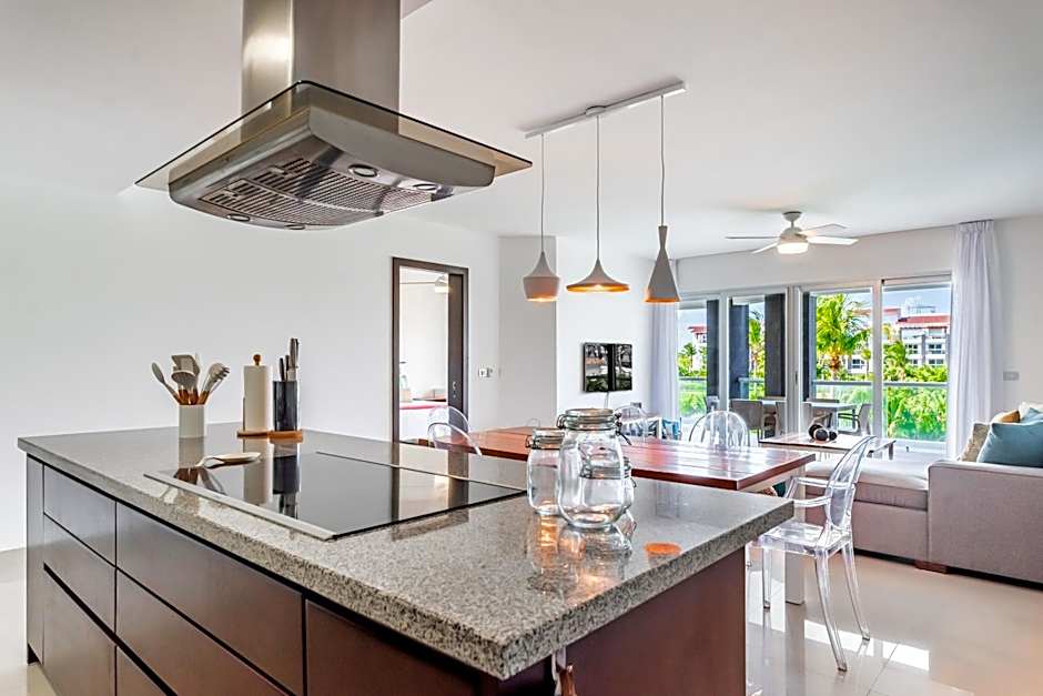 Mareazul Beach Front Condos At playa del Carmen