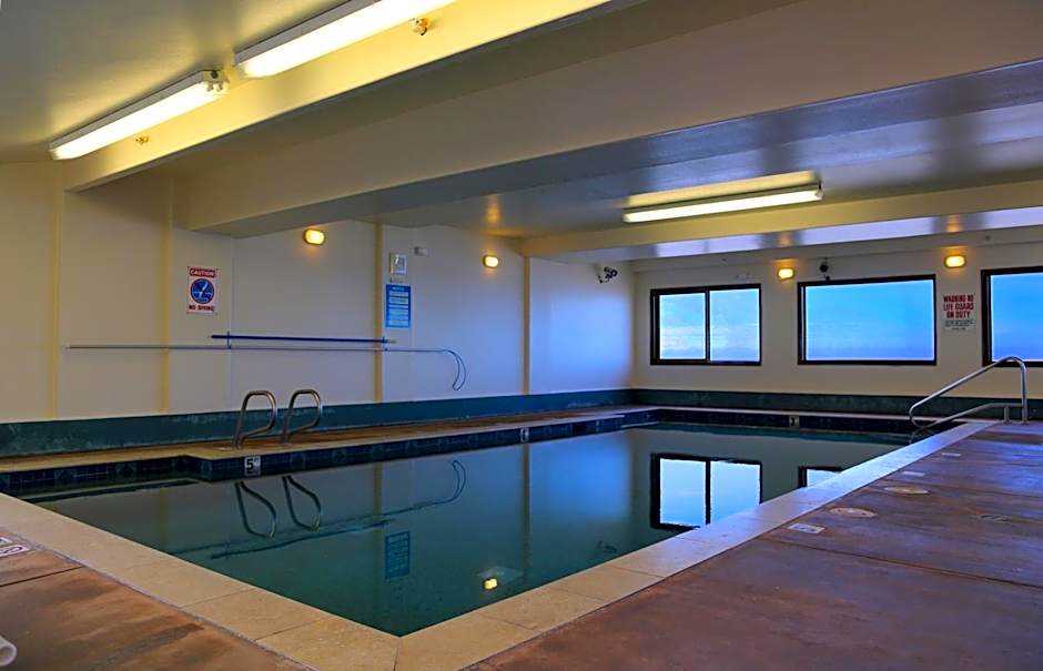 The Sandcastle Beachfront Hotel