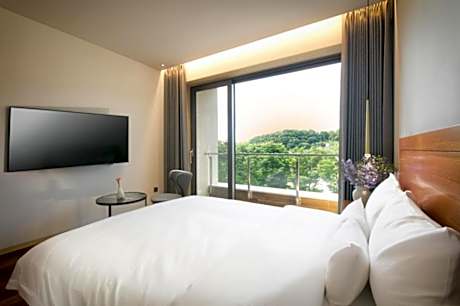 Deluxe Double Room with Balcony