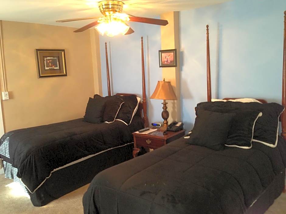The Tunnicliff Inn