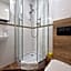 Hostel Helvetia - Private Rooms in City Center