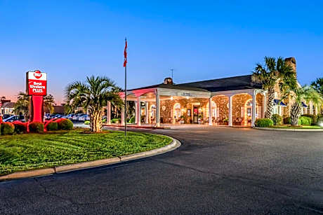 Best Western Plus Santee Inn