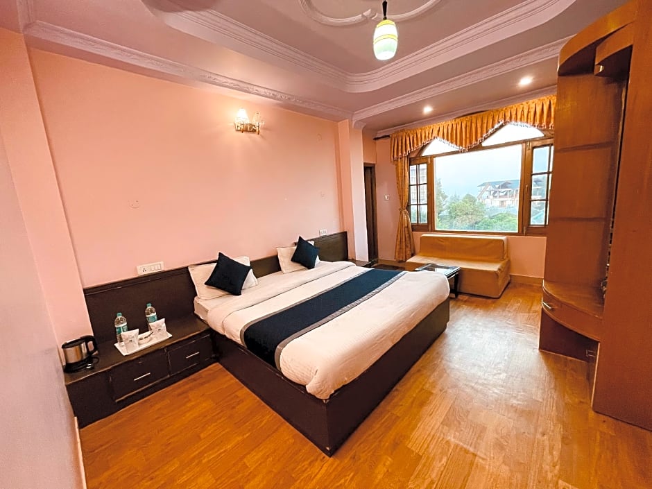 Hotel Himalayan Escape