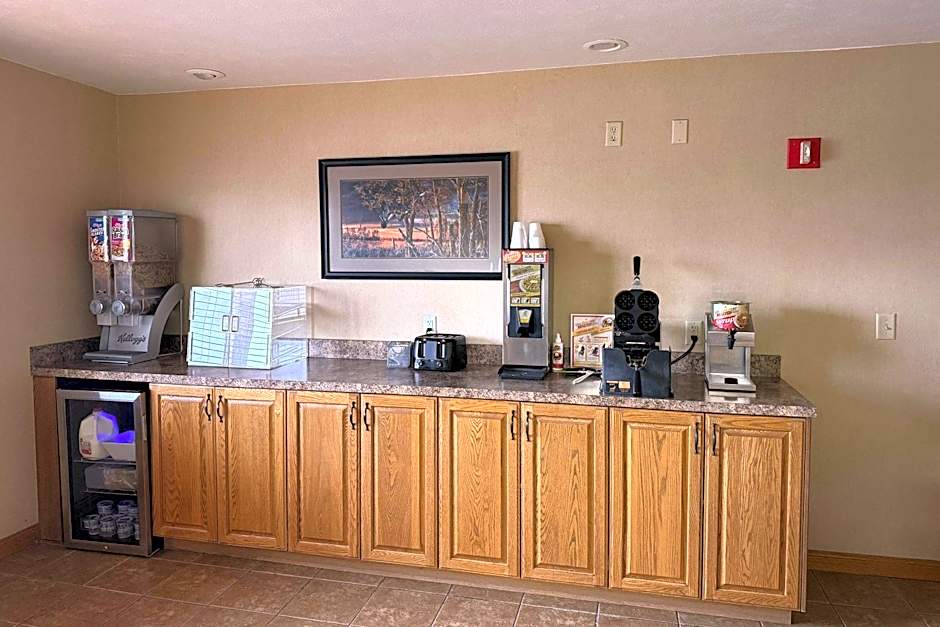 Super 8 by Wyndham Cozad