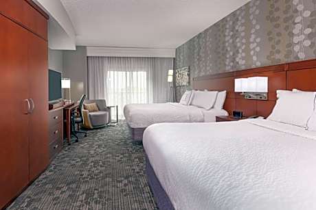 Queen Room with Two Queen Beds and Adapted Tub - Mobility and Hearing Accessible