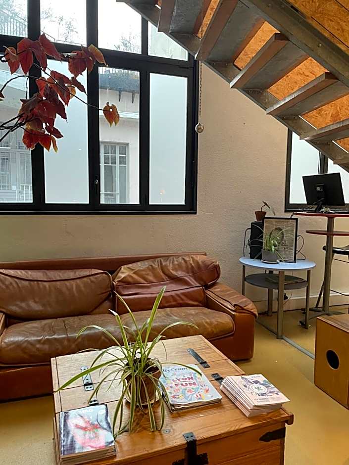 Alter'hostel