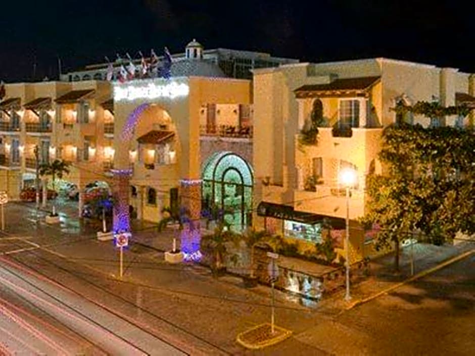 Hacienda Real del Caribe Hotel