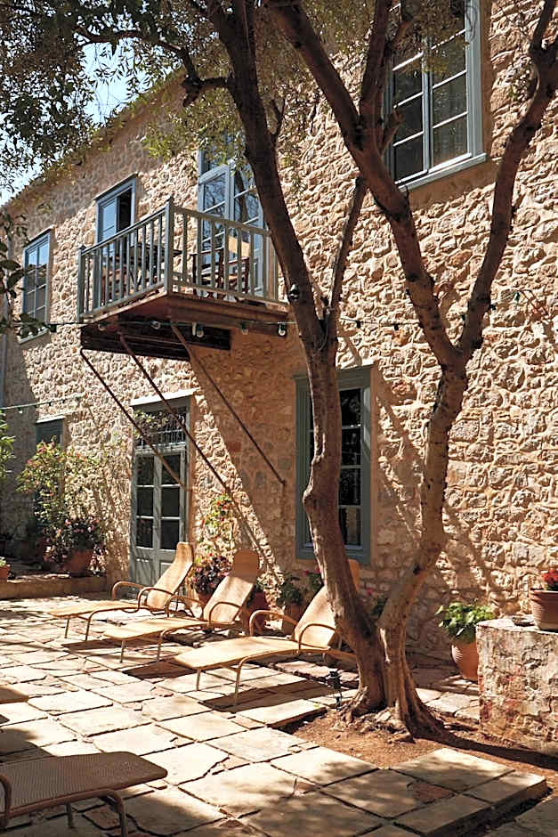 Bratsera Boutique Hotel